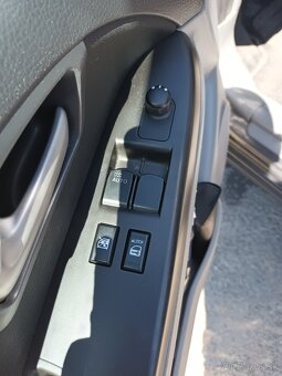 Suzuki SX4, 1.5, 82KW, 2009, benzin, Hatchback - 9