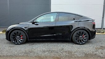 Tesla Model Y  PERFORMANCE Long Range Dual Motor 535PS - 9