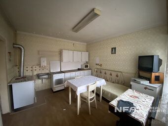 Rodinný dom v Tekovskej breznici - 9