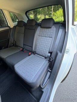 Volkswagen Tiguan Life 2.0 TDI EVO DSG 4MOTION - 9