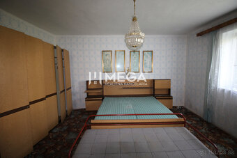 R E Z E R V O V A N Ý TOP POZEMOK S DOMOV OBEC SEDLISKÁ - 9