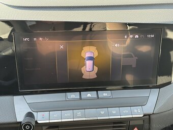 Opel Astra SPORTS TOURER - 9