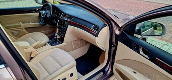 Škoda Superb Combi 2.0 Tdi 125kw 2012 DSG F1 Elegance Full - 9