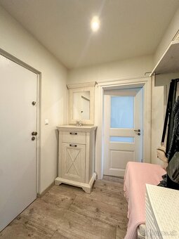 NOVINKA 2 izbový byt v obci Hodruša - Hámre - 9