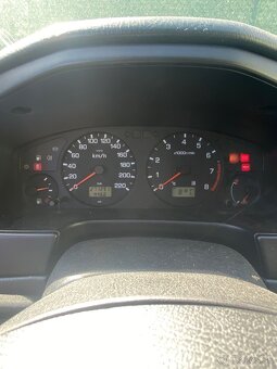 Nissan Primera 2.0 SLX - 9