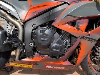 HONDA CBR 600RR - 9