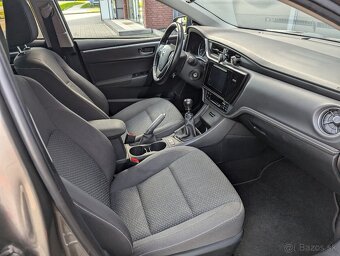 Toyota Corolla sedan, hnedo-šedá metalíza - 9