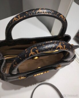 Guess kabelka - 9