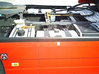 VOLVO FH 13 500 GLOBE VIN 497 Hydraulika, Iparkcool - 9