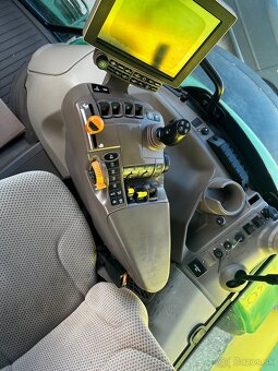 John Deere 6175R - 9