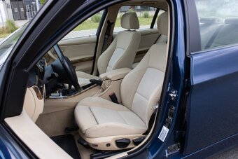 BMW 318i (E90) z roku 2005 - 9