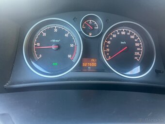 Opel Astra H 1.9 CDTi2006 - 9