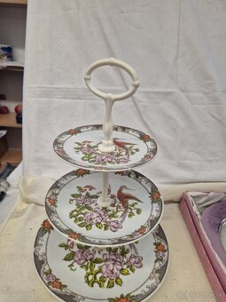 Predam etazery a misu na nozicke - 9