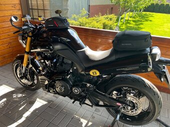 Yamaha MT-01 - 9