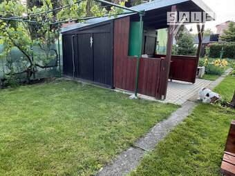 Krásna záhrada v Kráľovej nad Váhom 260 m2 v OV - 9