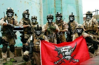 Kukla - nákrčník LEBKA - 9