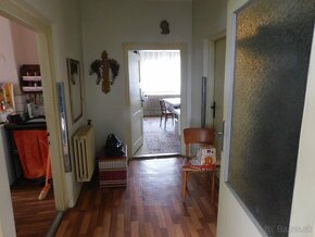 Zľava 10.000,-€ Na predaj rodinný dom v Sľažanoch - 9