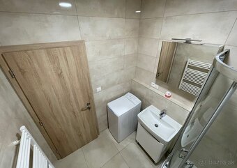 Moderný 1-izb. byt s balkónom a garážovým parkovacím miestom - 9