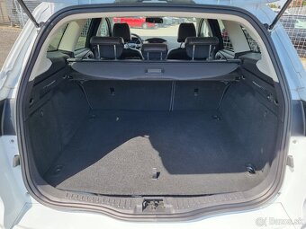 Ford Focus Kombi 2.0 TDCi DPF 163k Titanium A/T za 5.990 € - 9