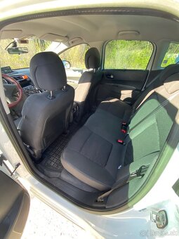 Peugeot 3008 1.6 hdi - 9