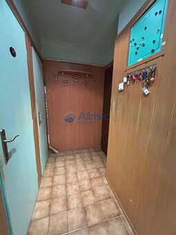 REZERVOVANÝ  3-izbový byt v tehlovej zateplenej bytovke so  - 9