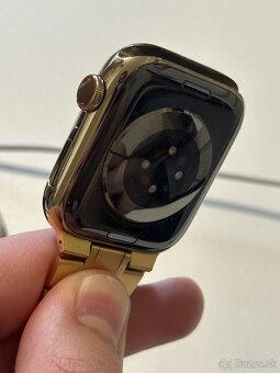 Zlaté Apple Watch series 7 ako nové - 9