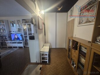 NA PREDAJ: 2 izb. byt, čiastočne prerobený, Rajecká ul. - 9