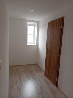 2 izbový prerobený na 3 izbový - 9