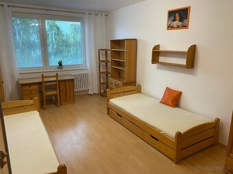 Na prenájom byt 3+1 s lodžiou na sídlisku Dr. Clementisa - 9