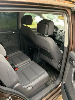 Volkswagen Touran 1.6TDI DSG - 9