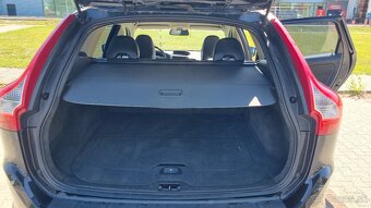 Volvo XC60 D5 AWD - 9