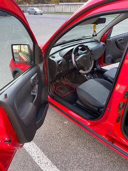 Predam Opel Combo 1.3cdti 2010 - 9