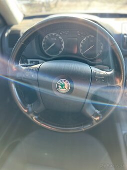Škoda octavia combi 1,9TDI 77kw,M5,diesel - 9
