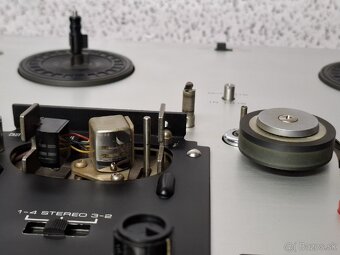 AKAI 1720W / REEL TO REEL / FOUR TRACK STEREOPHONIC - 9