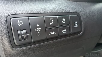 Hyundai Tucson 1.6 T-GDi Premium A/T 4x4, panoráma okno - 9