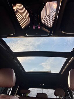 BMW X7 M50d 2020.8 TOP STAV A BEZ INVESTICIÍ - 9