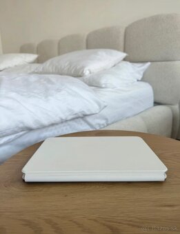 Apple Magic Keyboard - 9