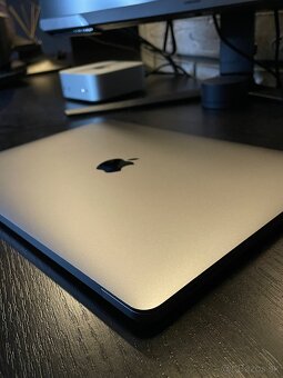 MacBook pro 2016 Touchbar s Touch ID - 9