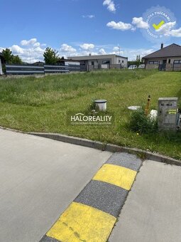 HALO reality - Predaj, pozemok pre rodinný dom 786 m2 Dulo - 9