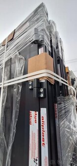 Prodám nové hliníkové dveře .Belgický profil. Aliplast - 9