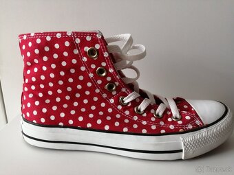 CONVERSE bodkované - 9