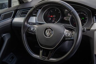 Volkswagen Passat Variant 2.0 TDI DSG - 9