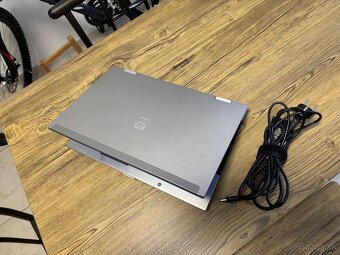 HP/Notebook/i7/4GB RAM DDR3/256GB SSD/Nvidia Geforce 2GB Gr - 9