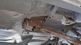 Predám lada 2107 - 9