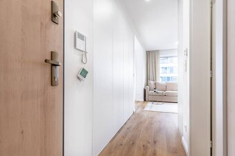 REZERVOVANÉ -NA PREDAJ, NOVOSTAVBA 1,5 IZBOVÝ BYT ,LORINČÍK- - 9