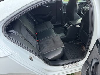 Škoda Superb Sportline 4x4 2.0TSI 200kw DSG.7 - 9