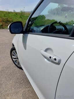 Predám Suzuki Swift 1.2 69kW, r. 2013 - 9