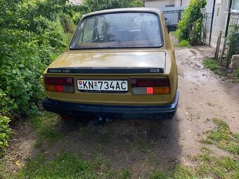 Skoda 105L 1984 - 9