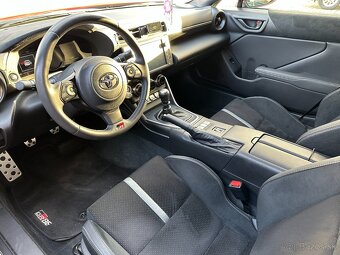 Toyota GR86 2.4 Boxer Executive - 9