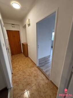 2 a pól izbový byt Topoľčany / PRENAJOM - 9